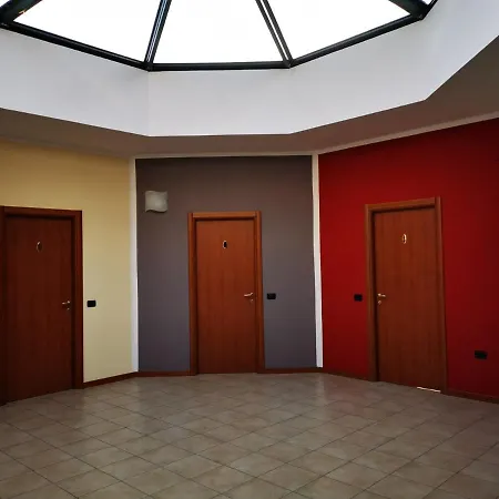 מלון Hostello Adda Villa d'Adda