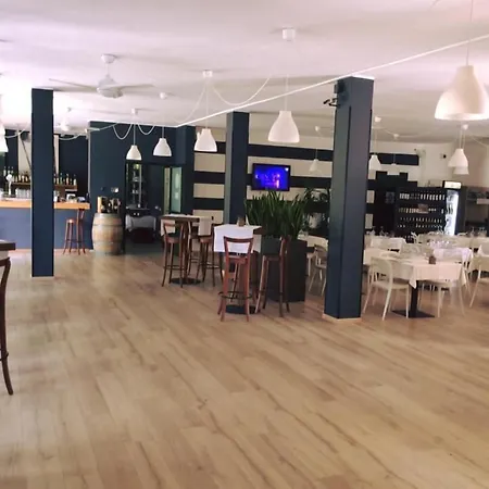 Hostello Adda Hotel
